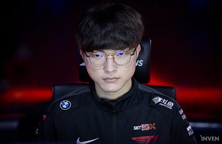 Faker: Cách tốt nhất để không bị ảnh hưởng bởi lời chửi rủa trên mạng là bơ đi mà sống - Ảnh 2.